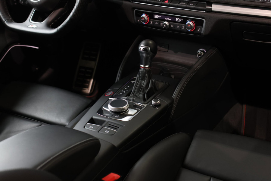 Audi S3 Sportback 2.0 TFSI Quattro *Pano*RS-Stoelen*B&O*Keyless*Camera*