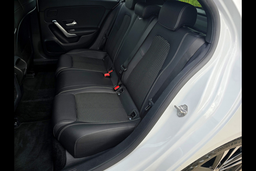 Mercedes-Benz A-Klasse 200 - 163 Pk - Euro 6 - AUTOMAAT