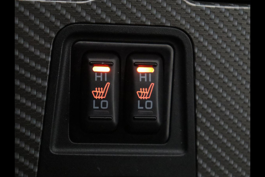 Mitsubishi Outlander 2.4 PHEV Pure+ | SOH 71,8% | Leder | Trekhaak | Cruise control | Stuur/stoelverwarming | Doedehoek detectie | 360 camera | Bluetooth | Climate control