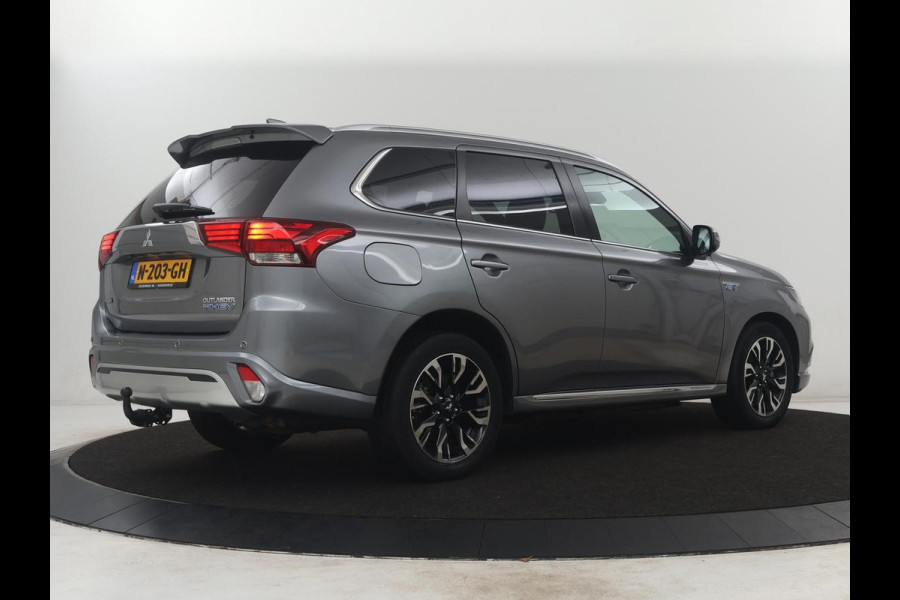 Mitsubishi Outlander 2.4 PHEV Pure+ | SOH 71,8% | Leder | Trekhaak | Cruise control | Stuur/stoelverwarming | Doedehoek detectie | 360 camera | Bluetooth | Climate control