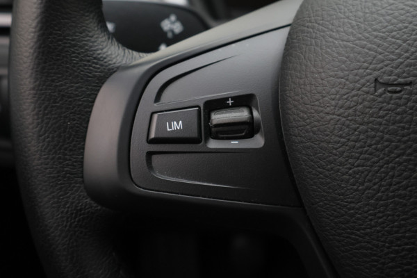 BMW X1 sDrive16d High Executive Leer, Navigatie, Bluetooth, PDC, 17"