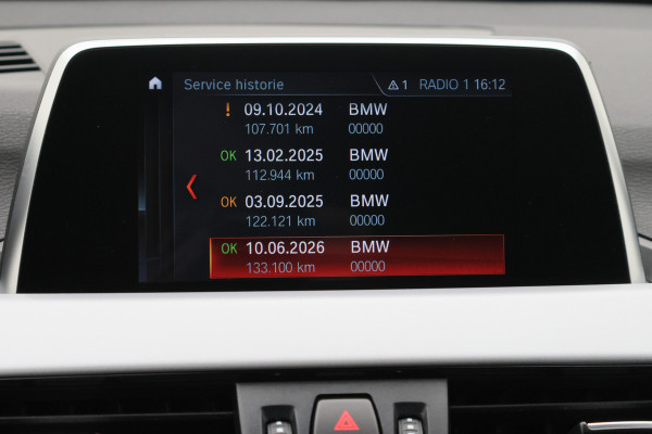 BMW X1 sDrive16d High Executive Leer, Navigatie, Bluetooth, PDC, 17"