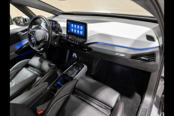 Volkswagen ID.3 First Max 58 kWh SOH 93% / 204pk / Panorama dak / Trekhaak / Leder / Stoel en stuur verwarming /