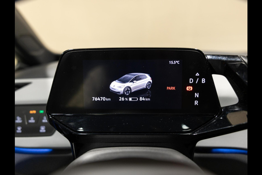 Volkswagen ID.3 First Max 58 kWh SOH 93% / 204pk / Panorama dak / Trekhaak / Leder / Stoel en stuur verwarming /