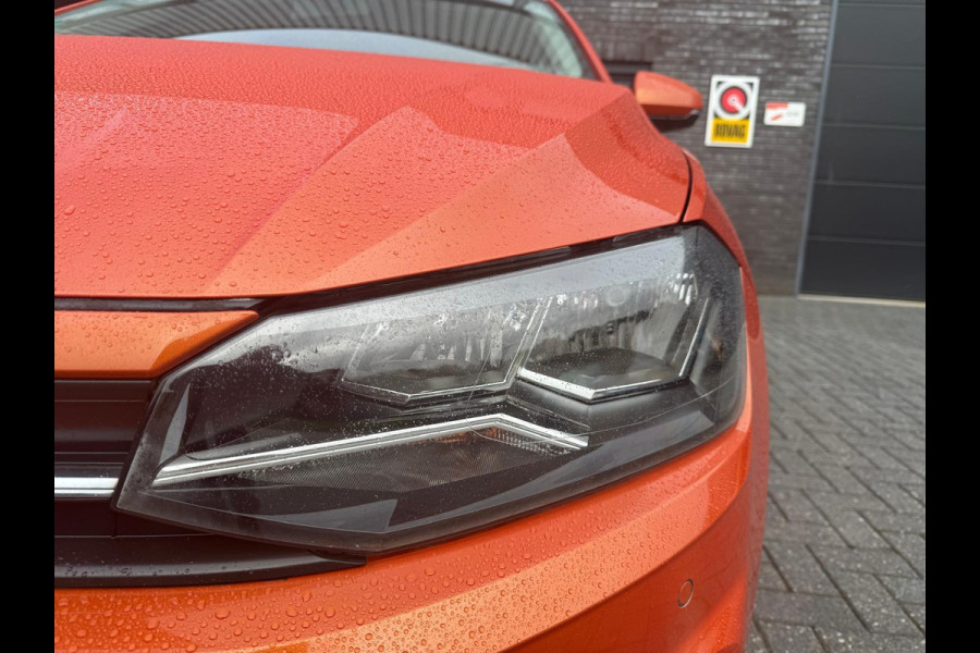 Volkswagen Polo 1.0 TSI Comfortline Business | ACC | NAVI | CARPLAY | LAGE KM | AIRCO |