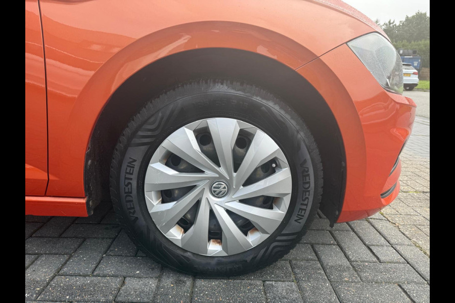 Volkswagen Polo 1.0 TSI Comfortline Business | ACC | NAVI | CARPLAY | LAGE KM | AIRCO |