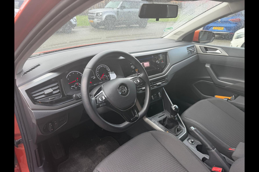 Volkswagen Polo 1.0 TSI Comfortline Business | ACC | NAVI | CARPLAY | LAGE KM | AIRCO |