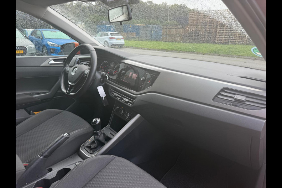 Volkswagen Polo 1.0 TSI Comfortline Business | ACC | NAVI | CARPLAY | LAGE KM | AIRCO |