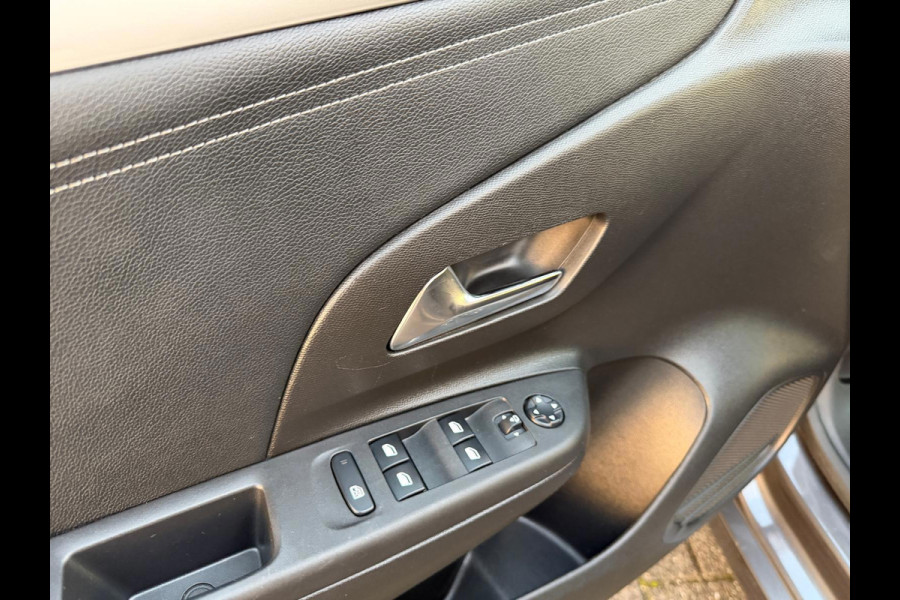 Opel Corsa 1.2 GS Line | LED | 360 Camera | Parksens | Carplay | Leder | Two Tone |