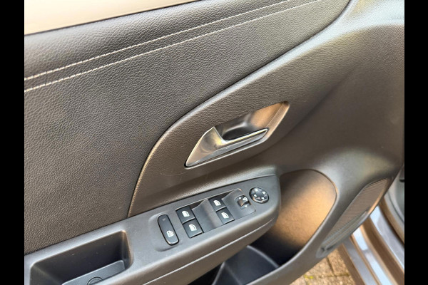 Opel Corsa 1.2 GS Line | LED | 360 Camera | Parksens | Carplay | Leder | Two Tone |