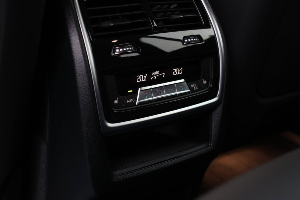 BMW X5 XDrive50e M-Sport Pro *Pano*M-Stoelen*H/K*360 Camera*