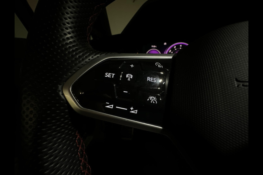 Volkswagen Golf 2.0 TSI GTI Clubsport Pano|Akrapovic|Keyless