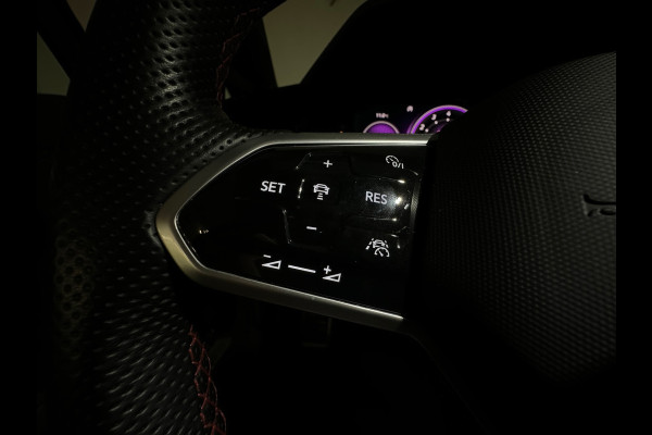 Volkswagen Golf 2.0 TSI GTI Clubsport Pano|Akrapovic|Keyless