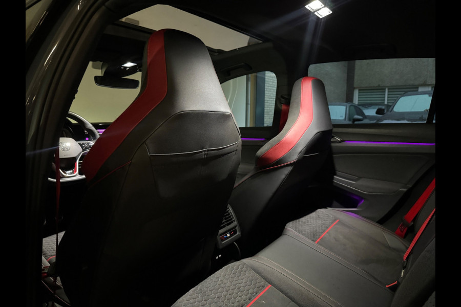 Volkswagen Golf 2.0 TSI GTI Clubsport Pano|Akrapovic|Keyless