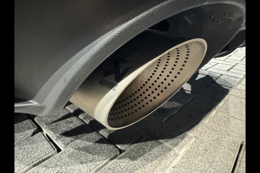 Volkswagen Golf 2.0 TSI GTI Clubsport Pano|Akrapovic|Keyless