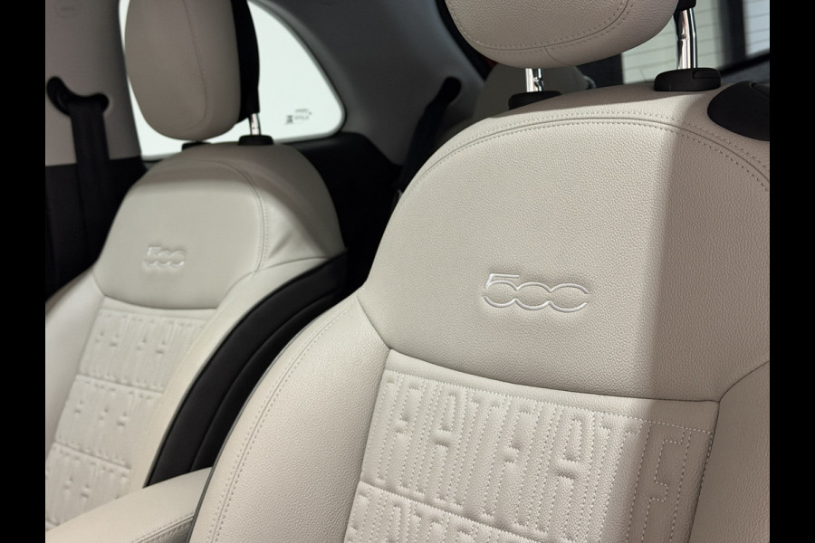 Fiat 500 La Prima 42 kWh | Panorama dak | Apple carplay  / Android auto | JBL! premium audio |