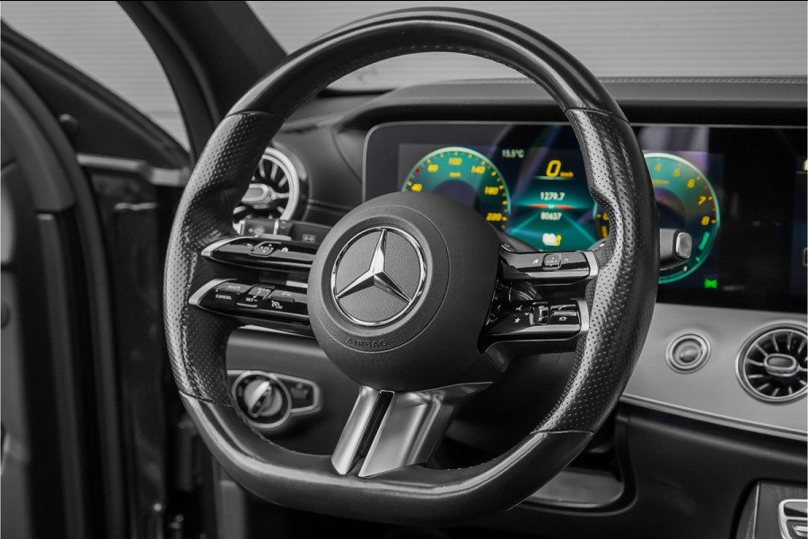Mercedes-Benz E-Klasse 300 e AMG Line Night Pano Burmester ACC Trekhaak Camera 18"