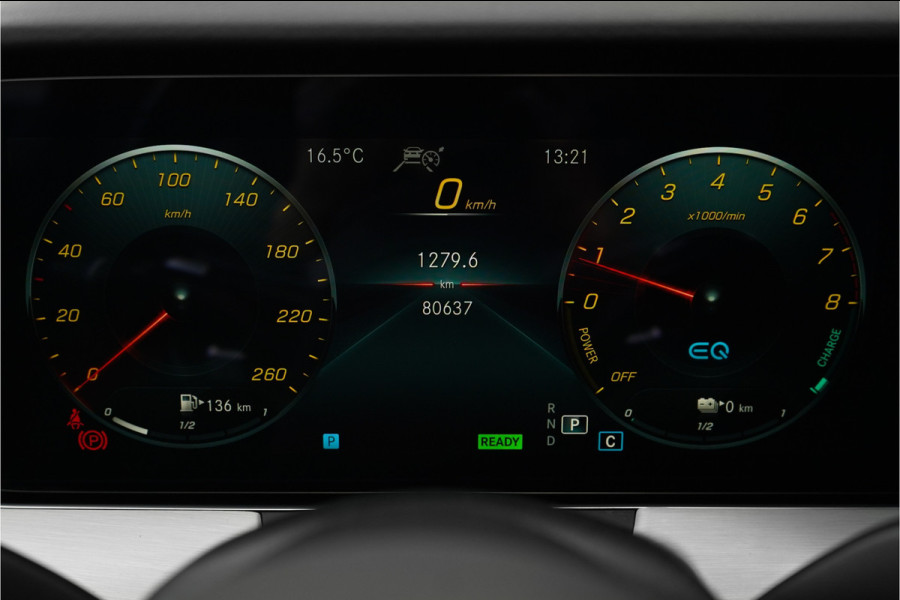Mercedes-Benz E-Klasse 300 e AMG Line Night Pano Burmester ACC Trekhaak Camera 18"