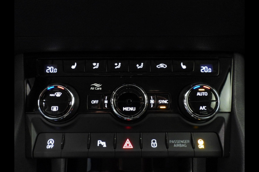 Škoda Karoq 1.5 TSI Aut. Business Edition NAVI/CAMERA/WINTERPACK/LED/17"LMV!