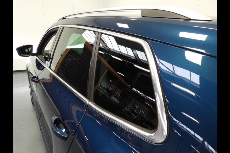 Škoda Karoq 1.5 TSI Aut. Business Edition NAVI/CAMERA/WINTERPACK/LED/17"LMV!