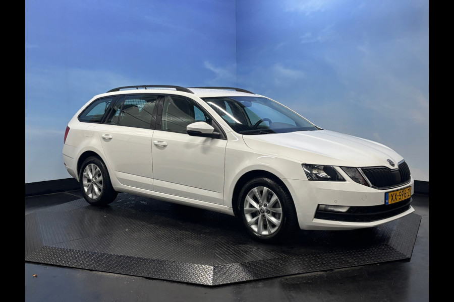 Škoda Octavia Combi 1.0 TSI Greentech Ambition Business Automaat | Navi | Clima | Cruise | Camera