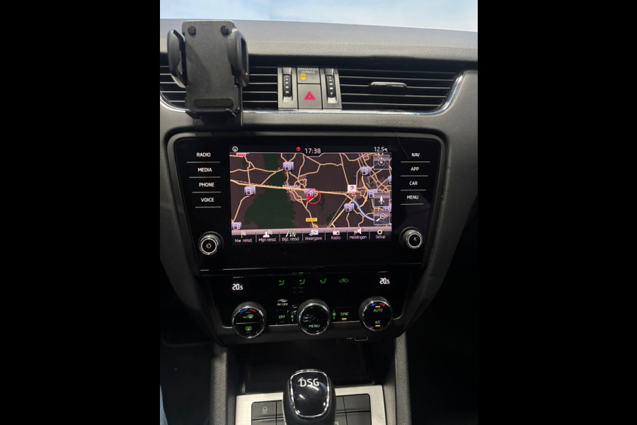 Škoda Octavia Combi 1.0 TSI Greentech Ambition Business Automaat | Navi | Clima | Cruise | Camera