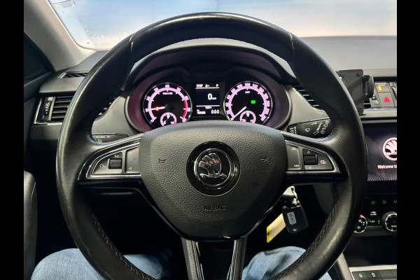 Škoda Octavia Combi 1.0 TSI Greentech Ambition Business Automaat | Navi | Clima | Cruise | Camera