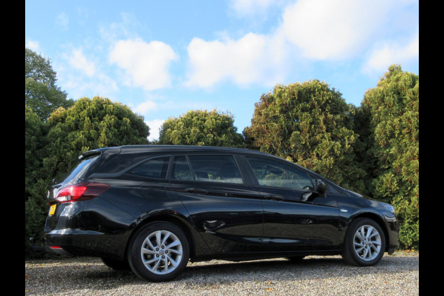 Opel Astra Sports Tourer 1.2 Edition * Camera * Trekhaak *