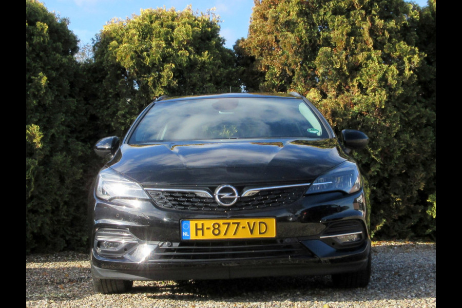 Opel Astra Sports Tourer 1.2 Edition * Camera * Trekhaak *