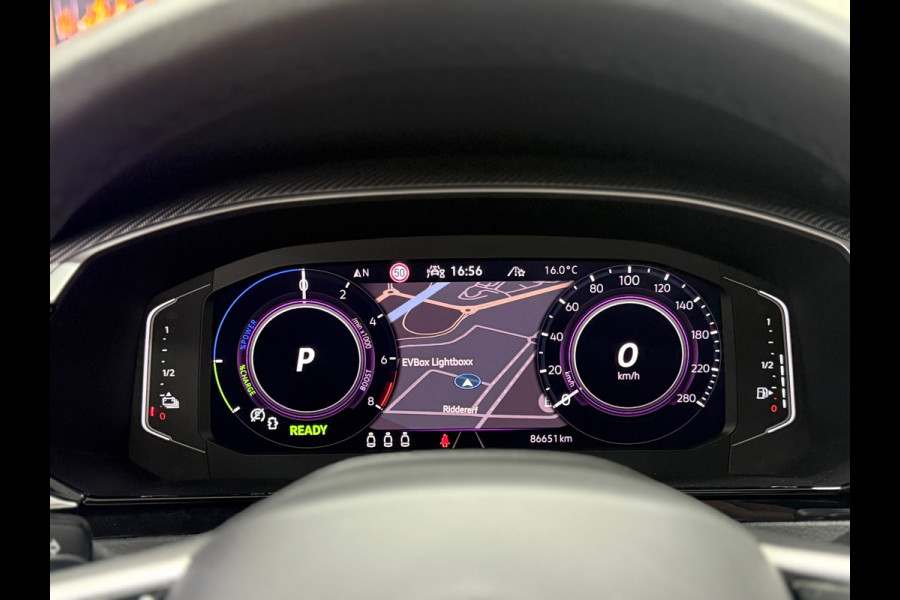 Volkswagen Arteon 1.4 TSI eHybrid R-Line | Pano | Trekhaak |ACC| Virtual |LED| Memory | Keyless | Sportstoelen | Stoelverw.