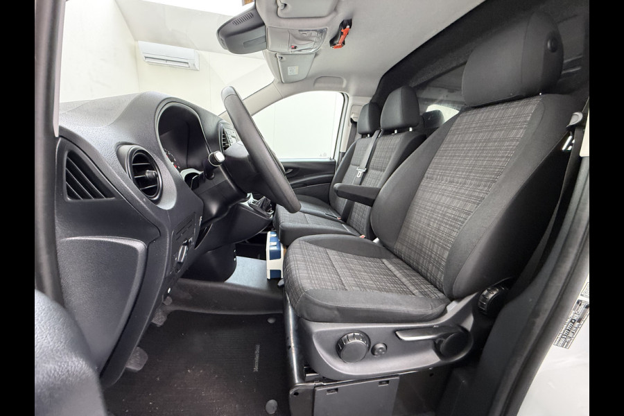 Mercedes-Benz Vito 110CDI Extra Lang *OPRIJ-PLAAT* 3-Pers.Camera Airco Bluetooth Licht-/regensensor Betonplex Vloer Wandbetimmering Sidebars Euro 6 Origineel Nederlandse Auto