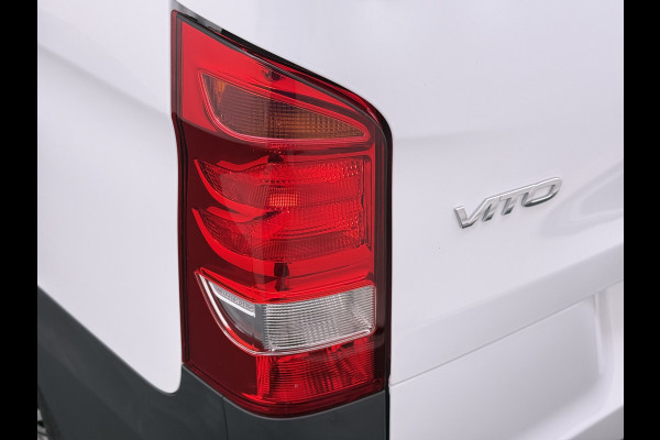 Mercedes-Benz Vito 110CDI Extra Lang *OPRIJ-PLAAT* 3-Pers.Camera Airco Bluetooth Licht-/regensensor Betonplex Vloer Wandbetimmering Sidebars Euro 6 Origineel Nederlandse Auto