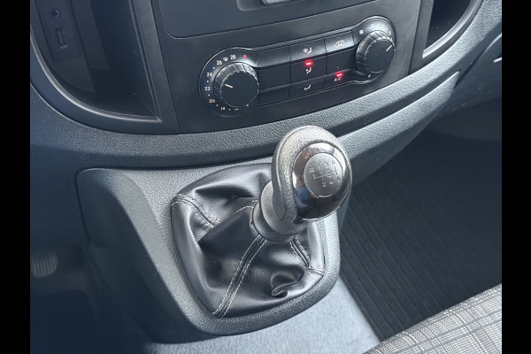 Mercedes-Benz Vito 110CDI Extra Lang *OPRIJ-PLAAT* 3-Pers.Camera Airco Bluetooth Licht-/regensensor Betonplex Vloer Wandbetimmering Sidebars Euro 6 Origineel Nederlandse Auto