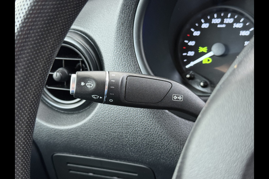 Mercedes-Benz Vito 110CDI Extra Lang *OPRIJ-PLAAT* 3-Pers.Camera Airco Bluetooth Licht-/regensensor Betonplex Vloer Wandbetimmering Sidebars Euro 6 Origineel Nederlandse Auto