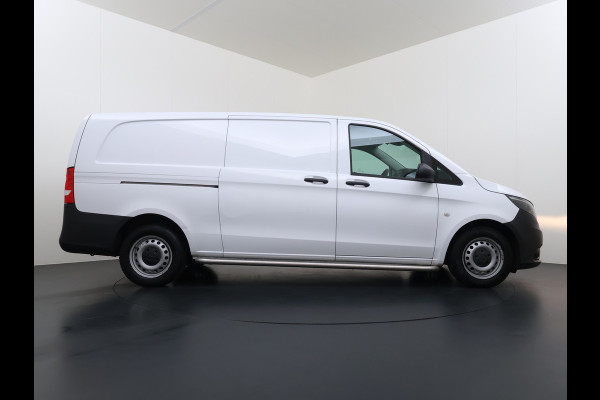 Mercedes-Benz Vito 110CDI Extra Lang *OPRIJ-PLAAT* 3-Pers.Camera Airco Bluetooth Licht-/regensensor Betonplex Vloer Wandbetimmering Sidebars Euro 6 Origineel Nederlandse Auto