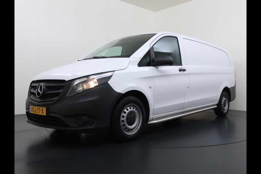 Mercedes-Benz Vito 110CDI Extra Lang *OPRIJ-PLAAT* 3-Pers.Camera Airco Bluetooth Licht-/regensensor Betonplex Vloer Wandbetimmering Sidebars Euro 6 Origineel Nederlandse Auto