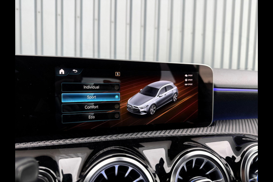 Mercedes-Benz A-Klasse A200 Business Solution 163pk Benzine
