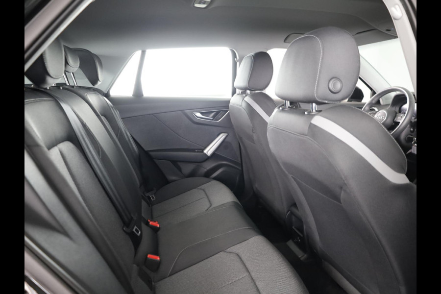 Audi Q2 35 TFSI Advanced edition 150pk | Private lease vanaf € 719,- per maand | Adaptieve cruise controle | Parkeercamera | 17 inch  Lichtmetalen velgen | Verlengde garantie