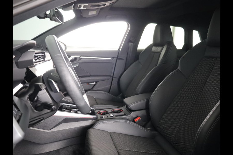 Audi A3 Sportback 40 TFSI e S edition 204pk | Panoramadak | 17 inch lichtmetalen velgen | Sonos Audio | Adaptive cruise controle | |Verlengde garantie