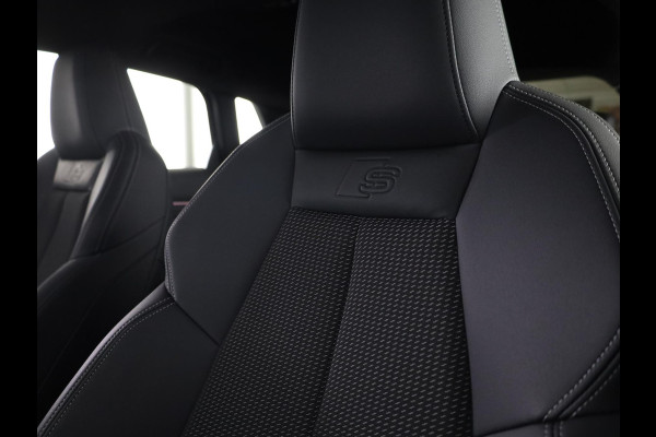 Audi A3 Sportback 40 TFSI e S edition 204pk | Panoramadak | 17 inch lichtmetalen velgen | Sonos Audio | Adaptive cruise controle | |Verlengde garantie