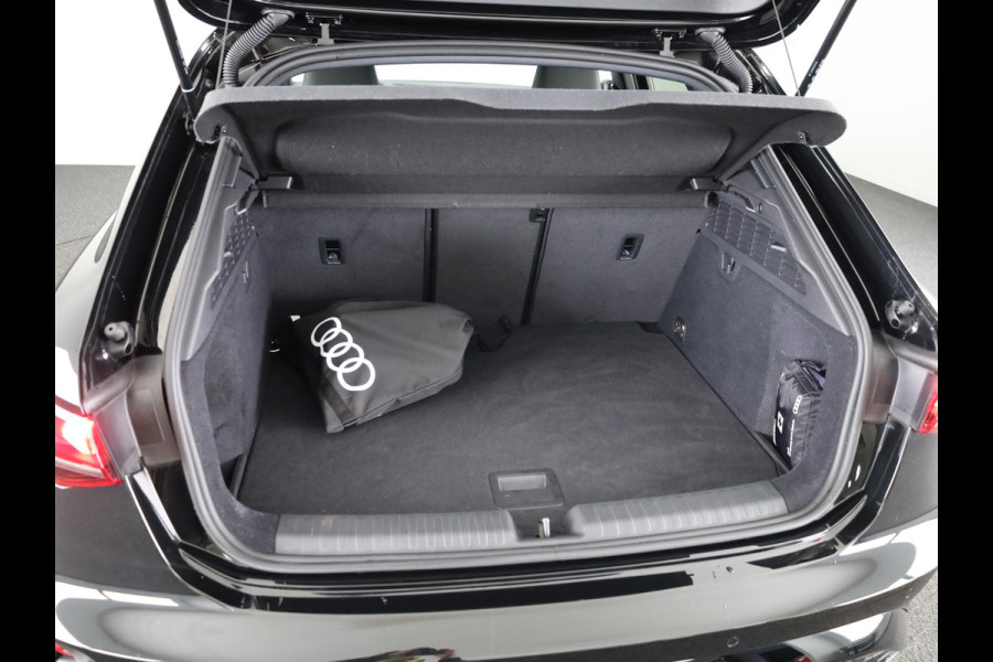 Audi A3 Sportback 40 TFSI e S edition 204pk | Panoramadak | 17 inch lichtmetalen velgen | Sonos Audio | Adaptive cruise controle | |Verlengde garantie