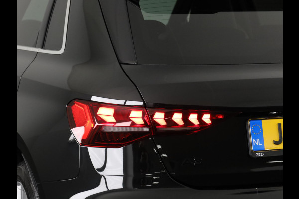 Audi A3 Sportback 40 TFSI e S edition 204pk | Panoramadak | 17 inch lichtmetalen velgen | Sonos Audio | Adaptive cruise controle | |Verlengde garantie