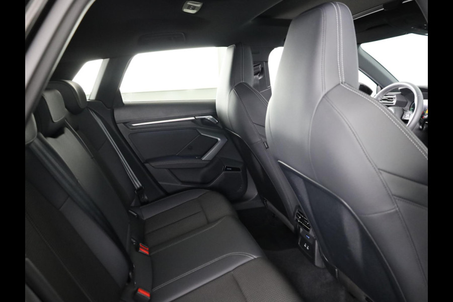 Audi A3 Sportback 40 TFSI e S edition 204pk | Panoramadak | 17 inch lichtmetalen velgen | Sonos Audio | Adaptive cruise controle | |Verlengde garantie