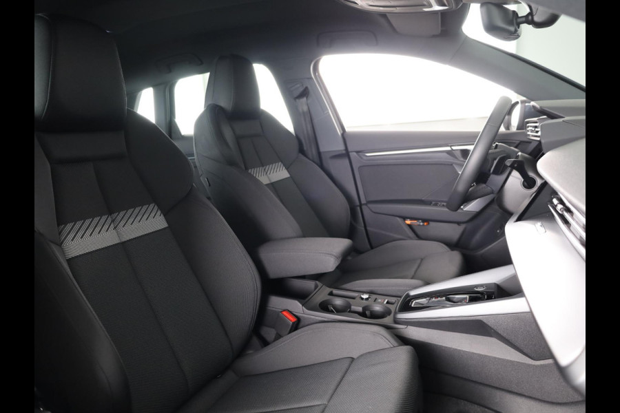Audi A3 Sportback 40 TFSI e Advanced edition 204pk | Parkeercamera | Adaptive cruise controle | Verlengde garantie | Verwarmbare voorstoelen
