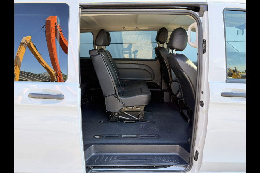 Mercedes-Benz eVito Tourer 129 90kWh 204PK Personenvervoer L2 370km WLTP 92.2% (SOH) 7 Stoelen Elektrische Schuifdeur LED Lichtmetalen velgen 17inch