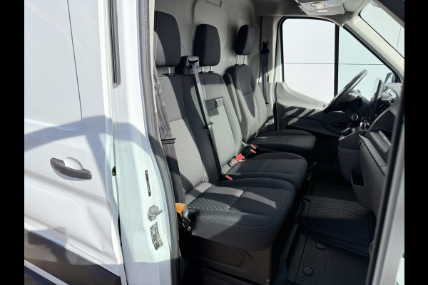 Ford E-Transit 68kWh 184PK L2H2 316km WLTP 97,2% (SOH) Climate Control Cruise Control CarPlay Camera Navigatie Parkeersensoren v+a
