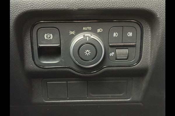 Mercedes-Benz Citan 112 1.5 CDI Automaat L2H1 MBUX Climate Control Carplay Camera Inklapbare Spiegels