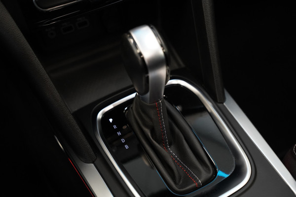Renault Mégane Estate 1.6 E-Tech Plug-In Hybrid 160 R.S. Line Cruise/Climate Head-Up NAP 24 Maanden garantie* (Vraag naar de voorwaarden)