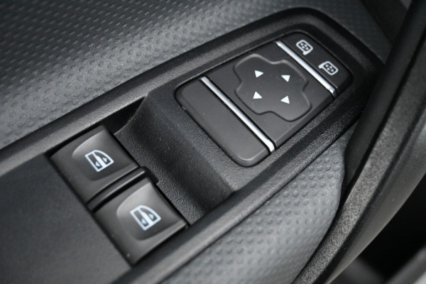 Mercedes-Benz Citan 110 CDI L1 Pro Dubbele schuifdeuren, Camera, Apple Carplay / Android Auto