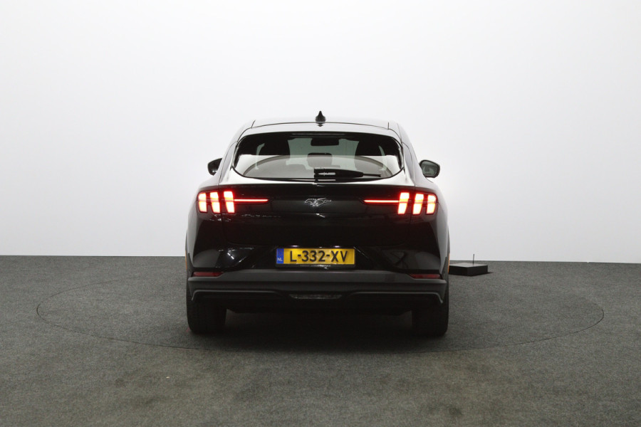 Ford Mustang Mach-E RWD 75 kWh, SOH 94 %, Adap. Cruise Control, Leder, B&O Sound, Camera, Winterpakket